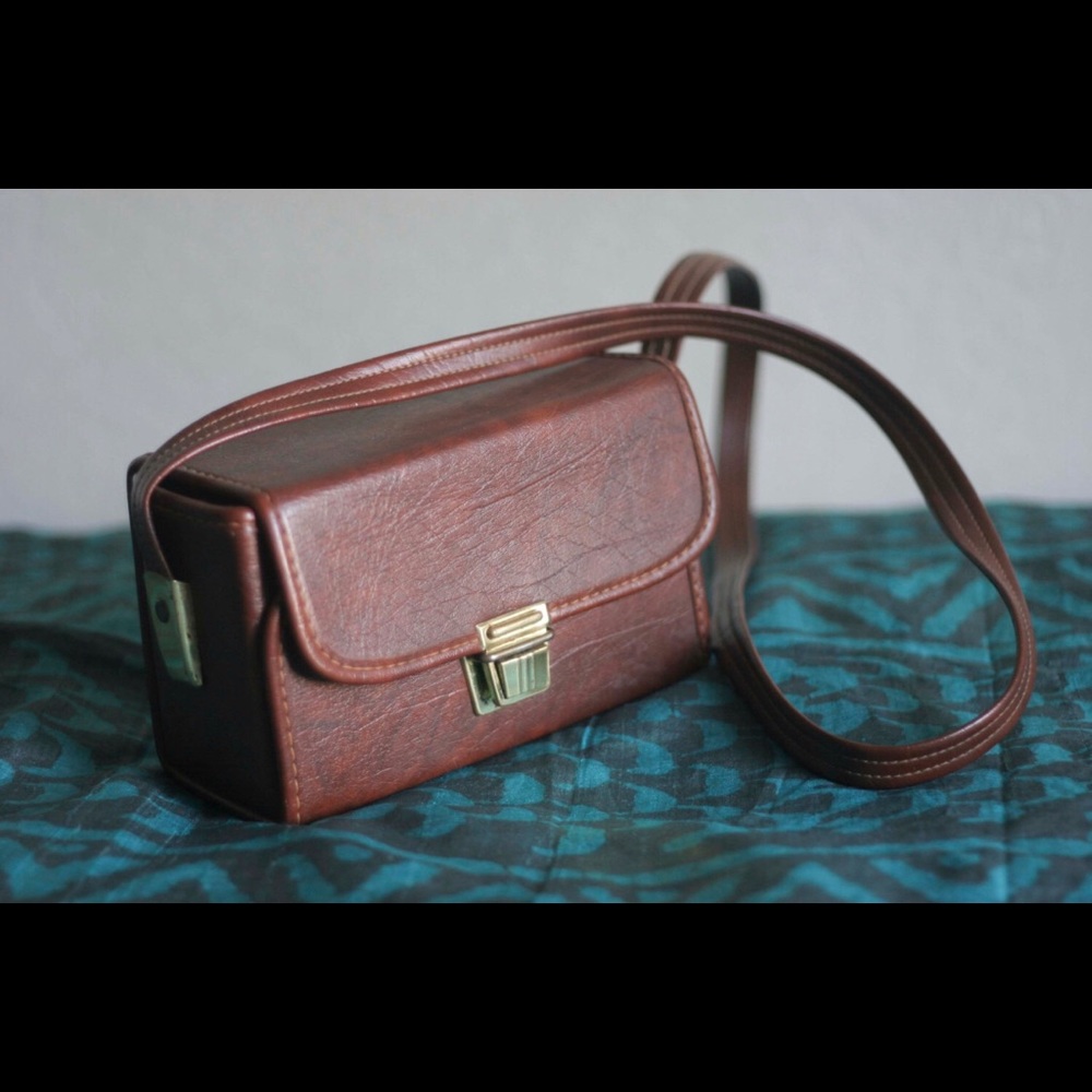 Vintage Brown Vinyl Faux Leather Purse